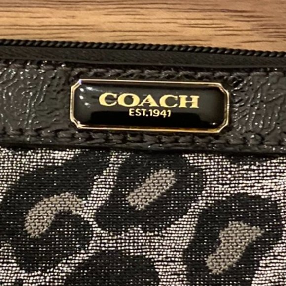 Coach Gray Metallic Madison Ocelot Leopard Wristlet - Picture 4 of 6